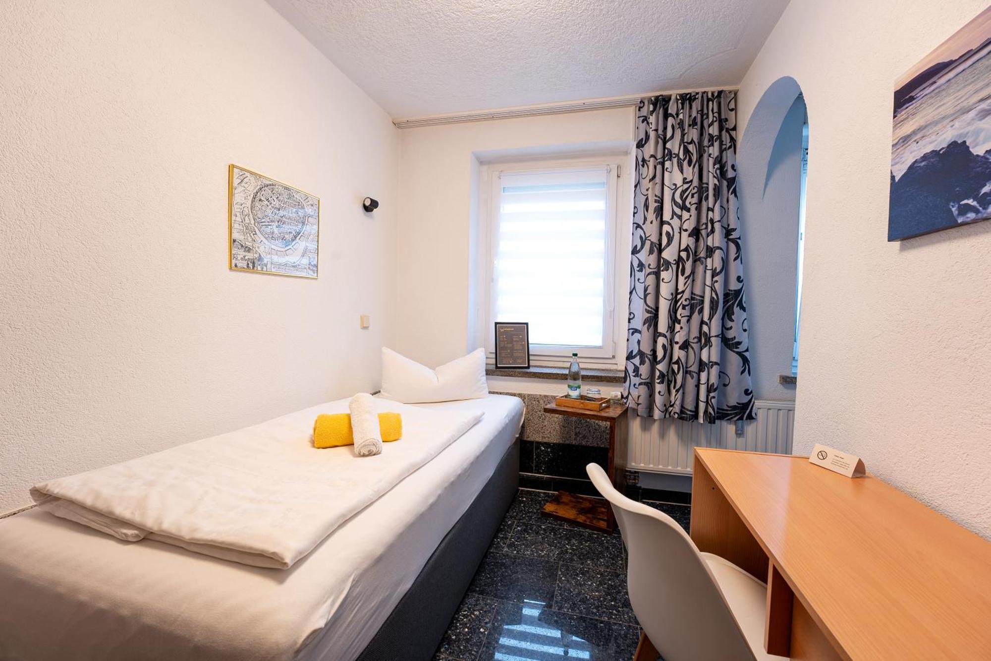 Pension Krone Freiberg Luaran gambar