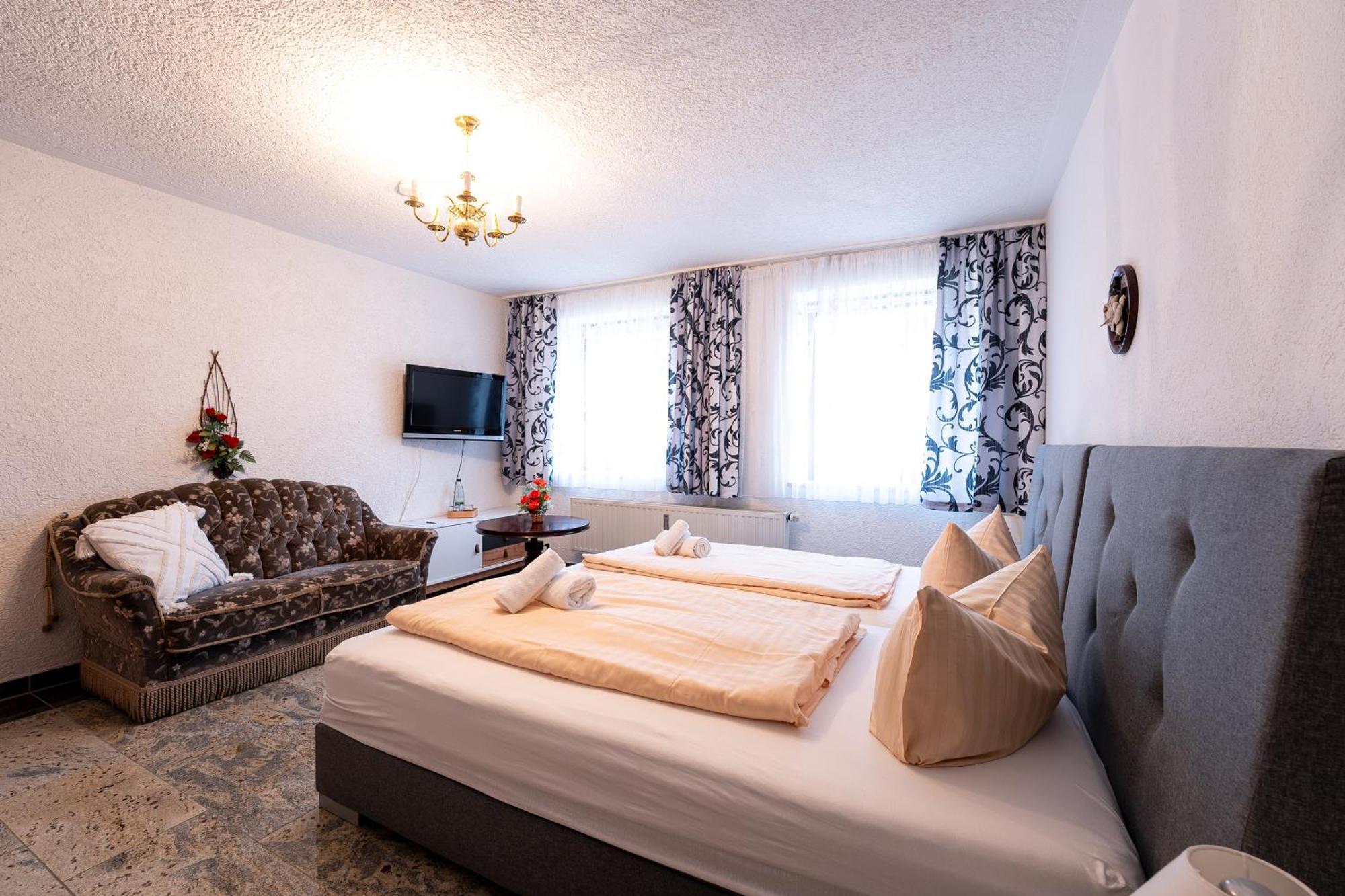 Pension Krone Freiberg Luaran gambar
