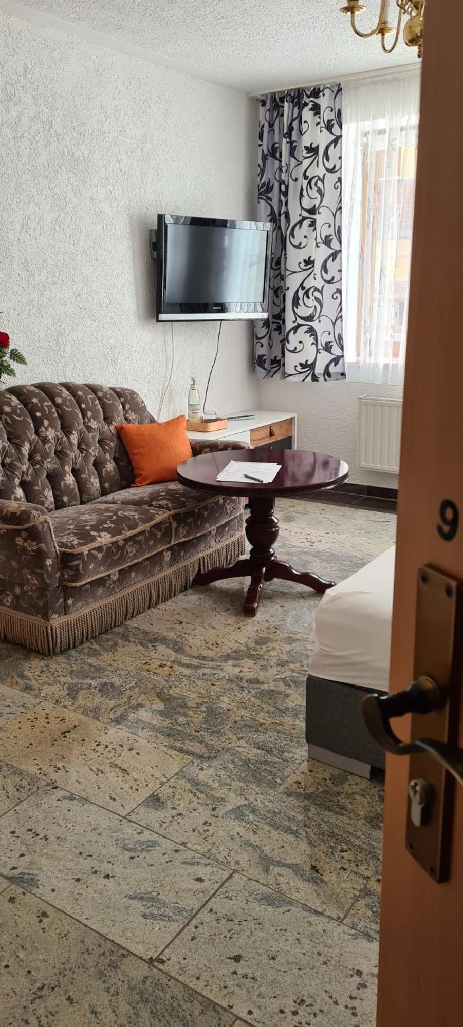 Pension Krone Freiberg Luaran gambar