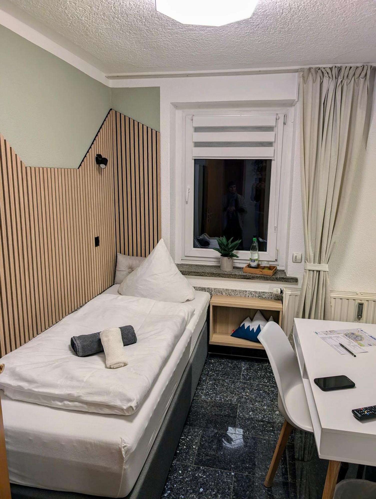 Pension Krone Freiberg Luaran gambar